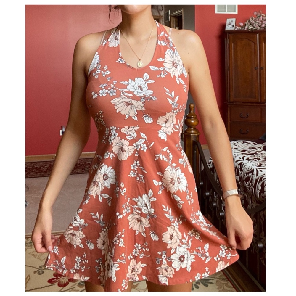 🌻3/$20🌻Floral Print Halter Dress